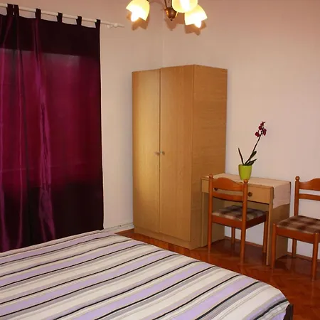 Apartman Geraeumige Charmante In Der Naehe Des Meeres By Interhome Pješčana Uvala